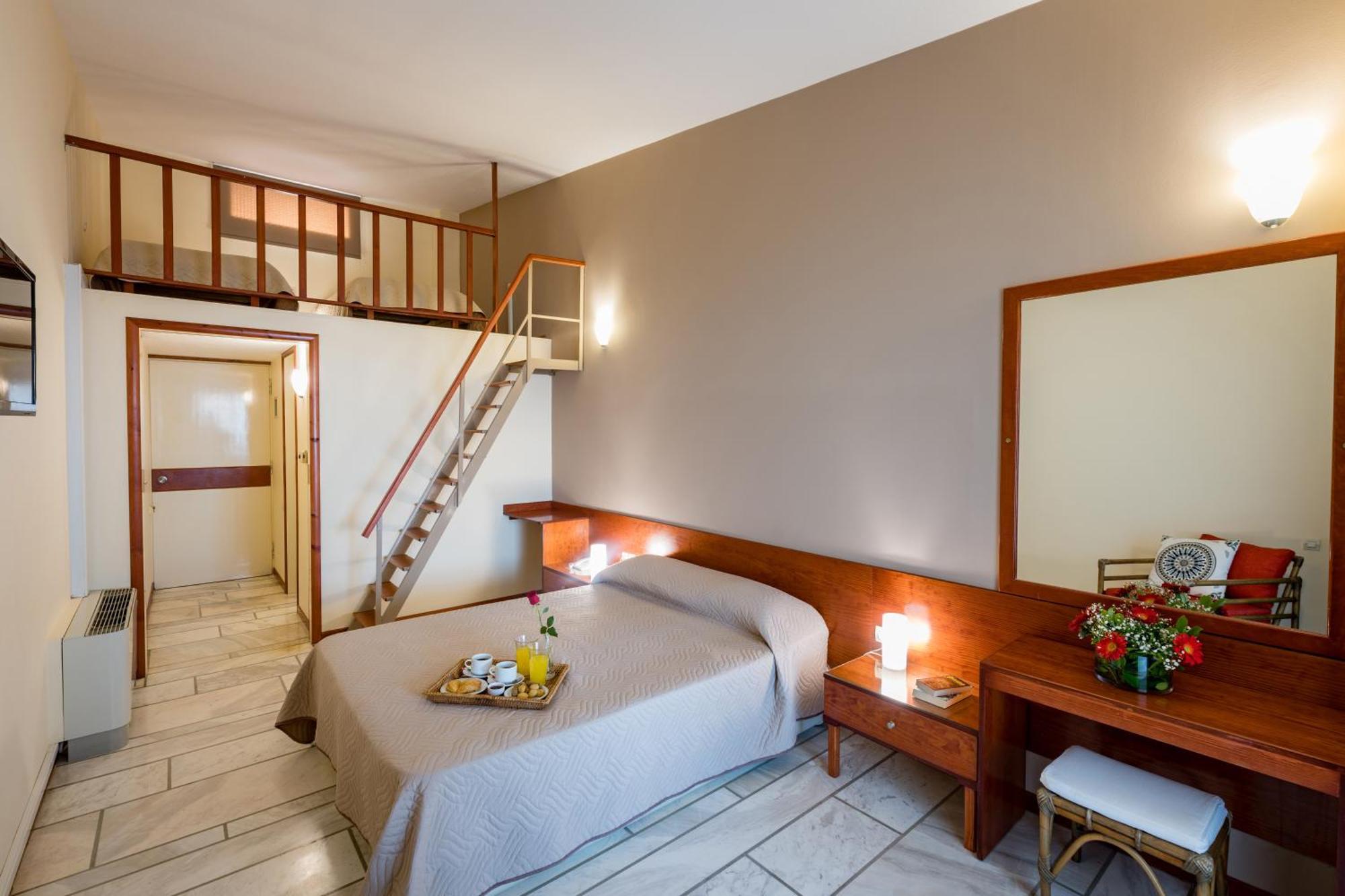 Hotel Pavlina Beach Niforeika Exterior foto