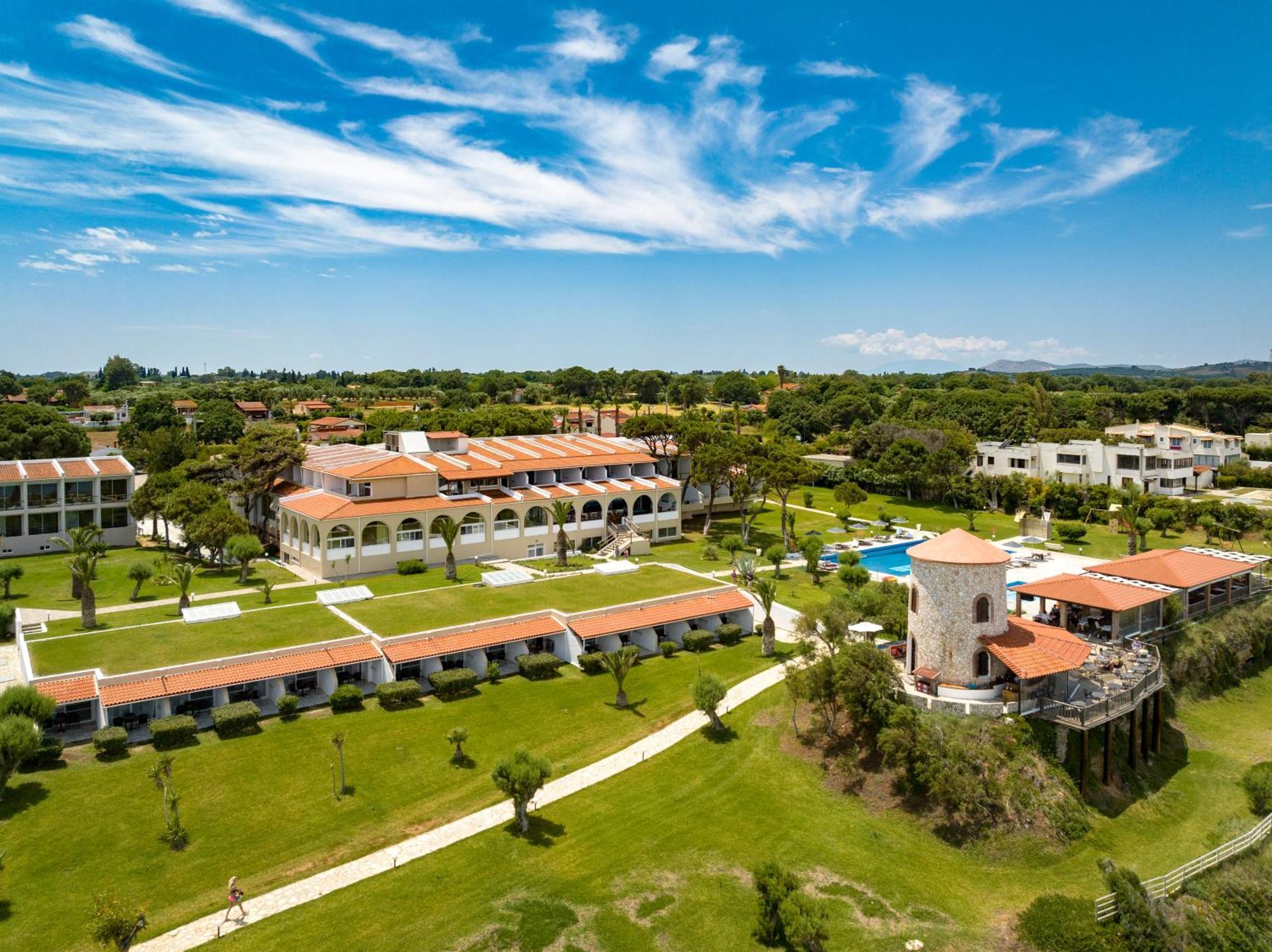 Hotel Pavlina Beach Niforeika Exterior foto