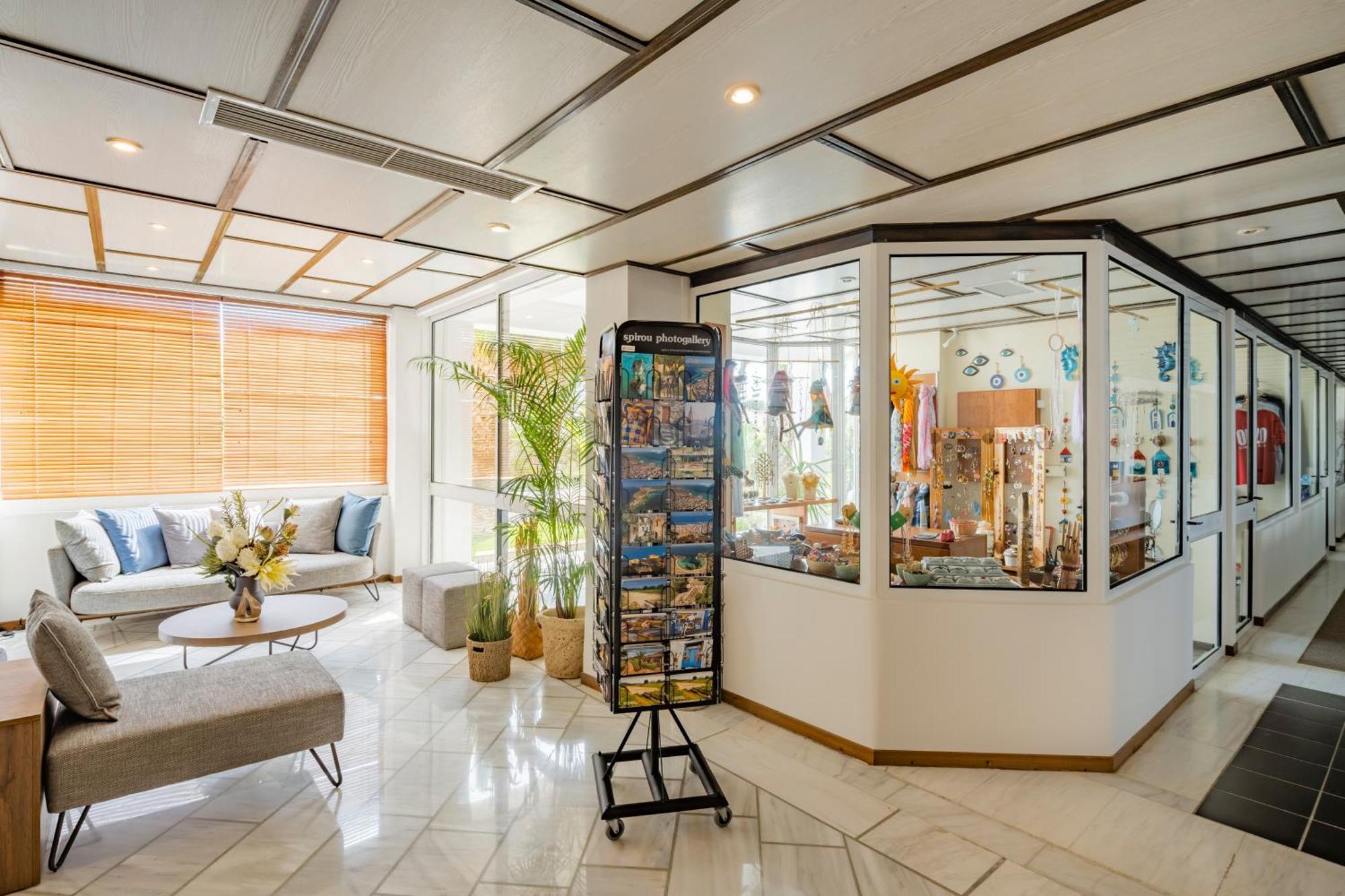 Hotel Pavlina Beach Niforeika Exterior foto