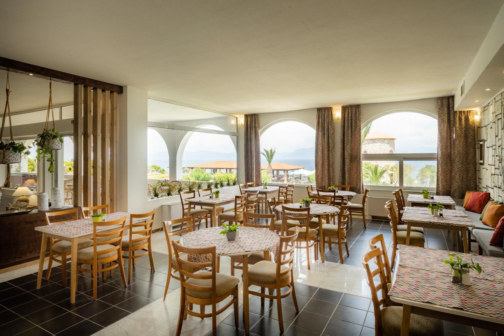 Hotel Pavlina Beach Niforeika Exterior foto