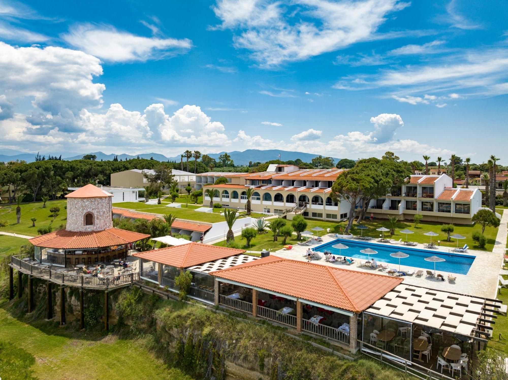 Hotel Pavlina Beach Niforeika Exterior foto