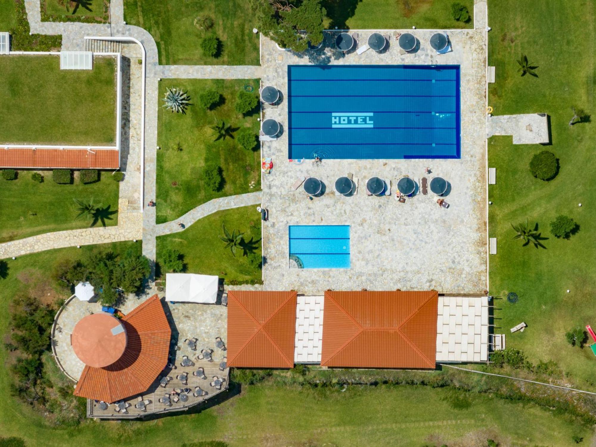 Hotel Pavlina Beach Niforeika Exterior foto